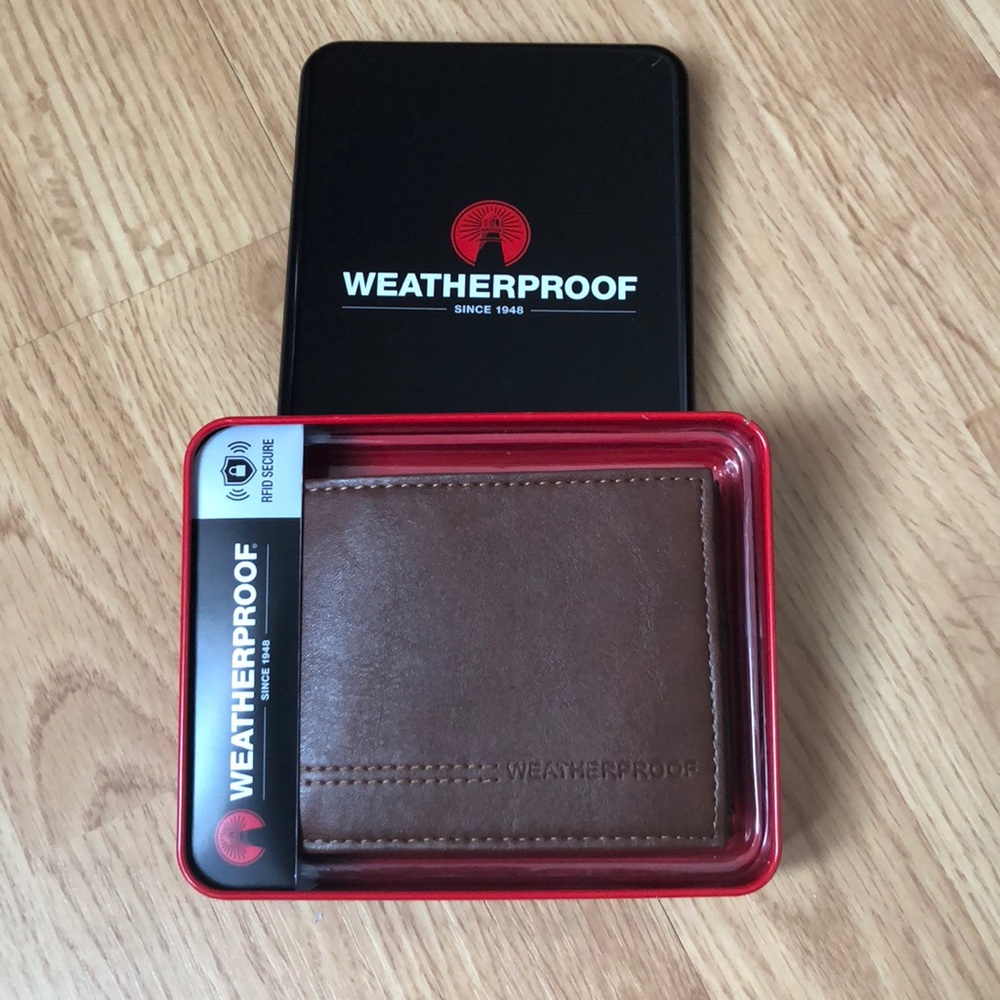 WEATHERPROOF RFID secure wallet